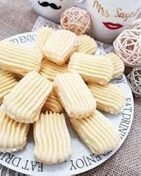 Bakers Royal Creams Shortbread Biscuits, 280g